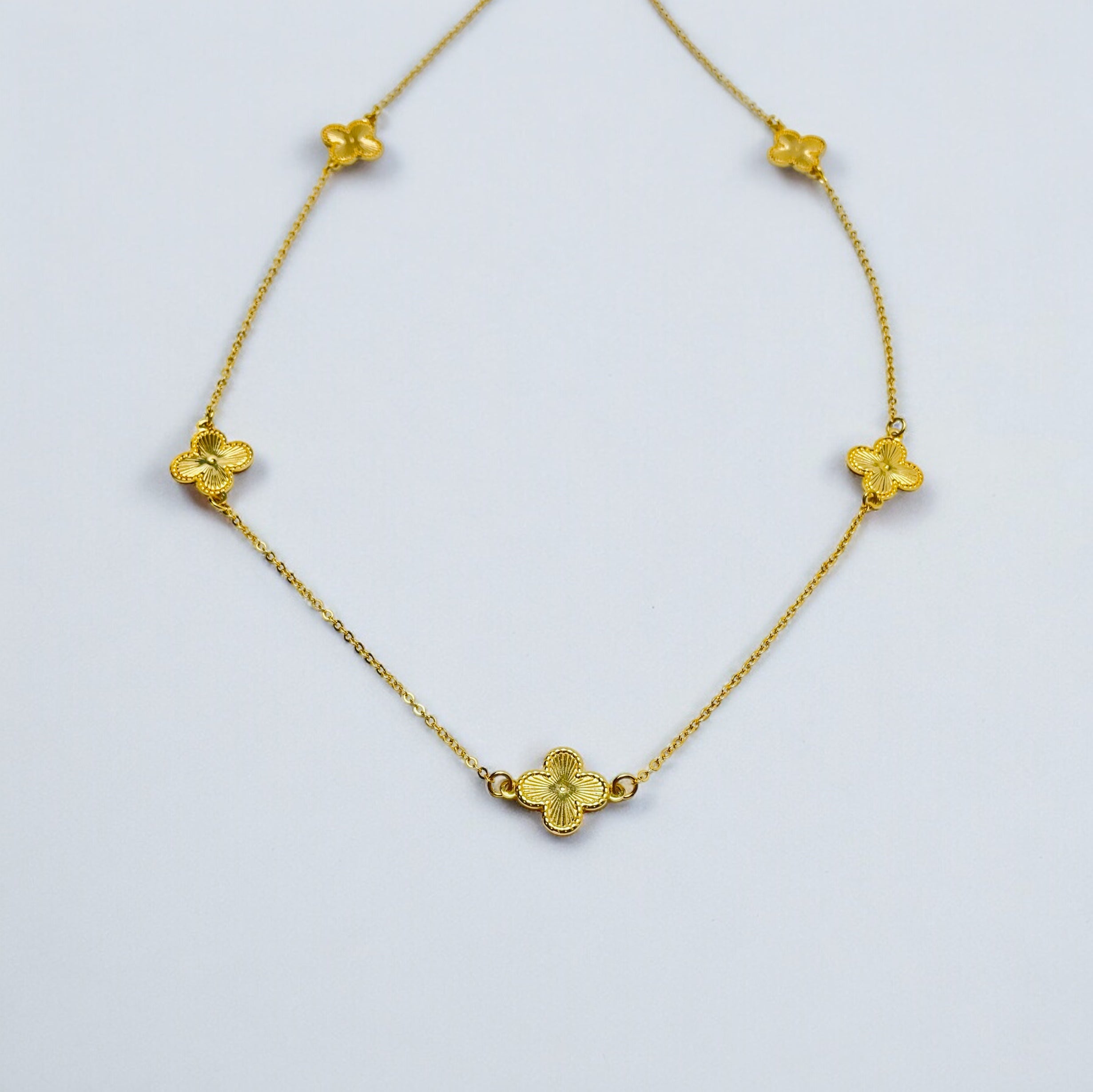 Colar Trevo Dourado