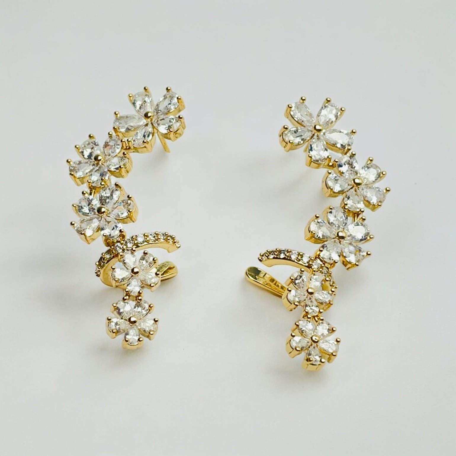 EarCuff Dourada